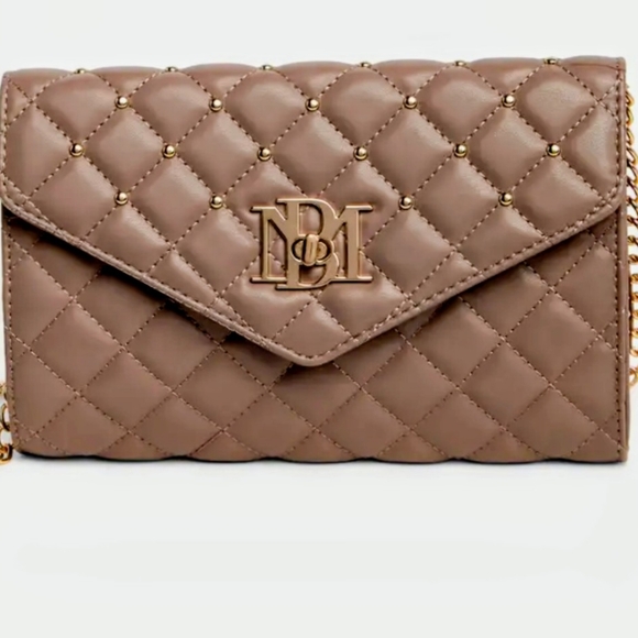 Badgley Mischka Handbags - Badgley Mischka Diamond Quilt Convertible Crossbody NWT